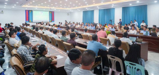 西哈努克省长对话烂尾楼业主，承诺全方位支持项目重启-棋牌策略-棋牌交流-棋牌技巧网